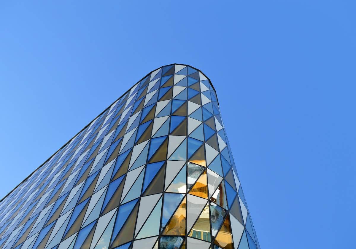 LPL赛事整活：先别管赢不赢，就说来没来吧